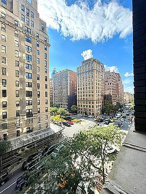 1st image of 903 Park Ave APT 4B