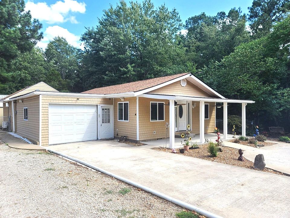 1st image of 17 Pottawattamie Dr
