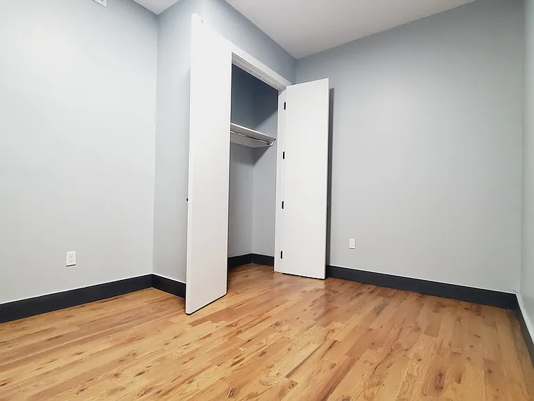74 Baldwin Ave #2L — Photo 6