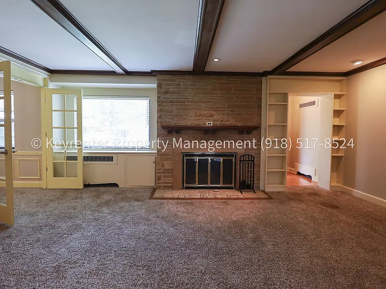 1426 E 32nd Pl — Photo 12