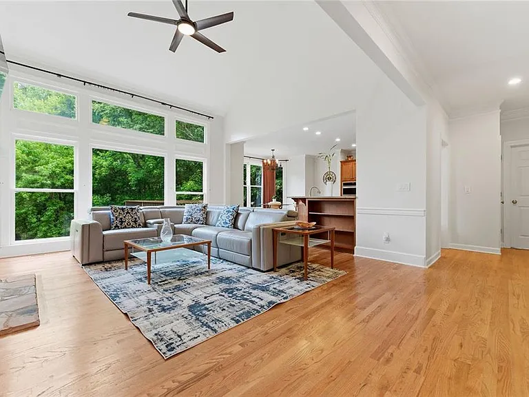 5398 Windsor Green Ct SE — Photo 9