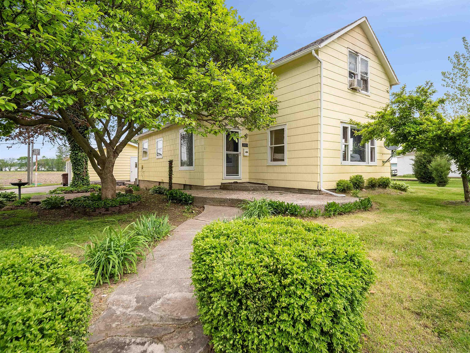 300 E Covell St, Garrett, IN 46738 Zillow