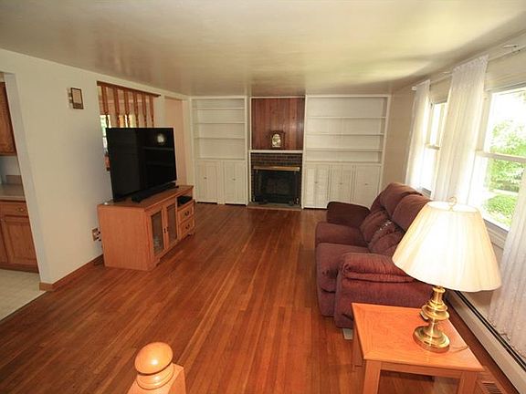 5th image of 7 Landis Ave