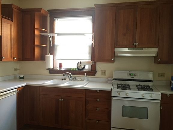 5th image of 3615 N Bell Ave #1
