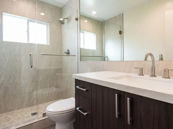 1026 Sapphire St, San Diego, CA 92109