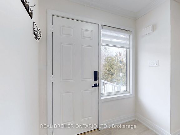 5th image of 909 King St W #26