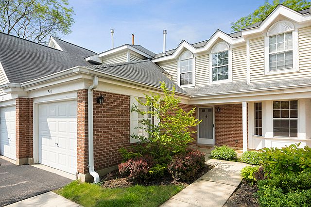 1st image of 230 Green Knoll Ln