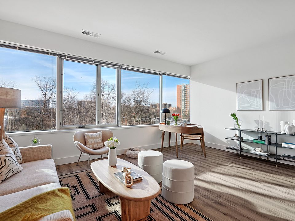A5A (1BD/1BA) - 795 SQFT
