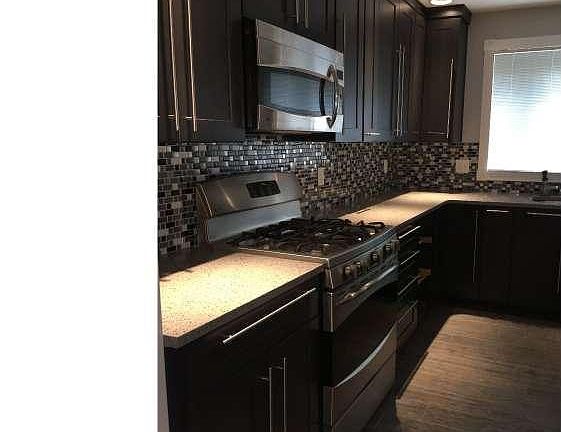 4th image of 437 Hibbs Ave