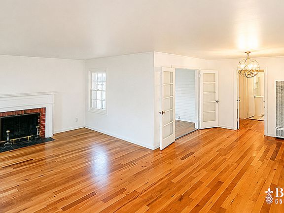 2nd image of 1351 Chestnut St