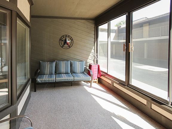 1 hiawatha cove #13-102