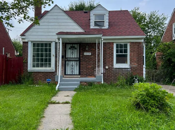 11809 Beaconsfield St, Grosse Pointe, MI 48224