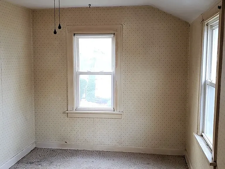 24273 Maplewood Dr — Photo 6