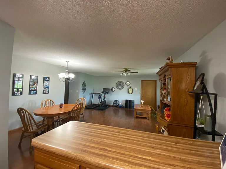 689 Apple Blossom Ln — Photo 19