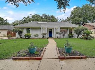 5011 Stanhope Dr, Houston, TX 77084