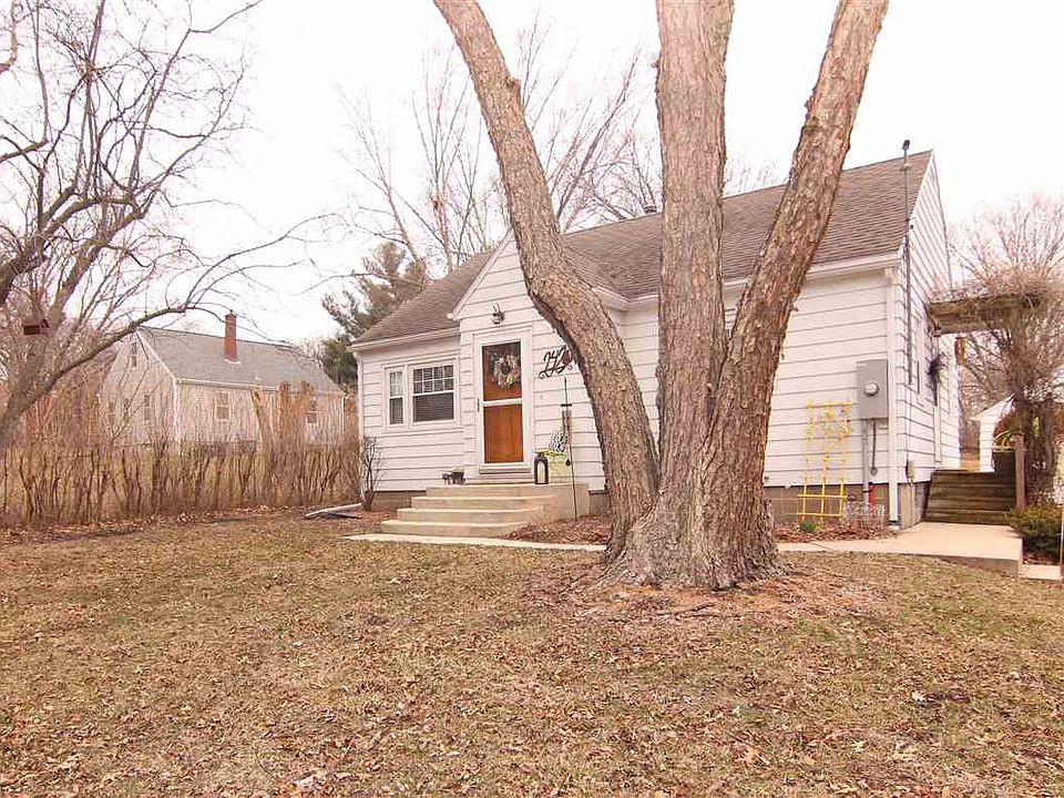 1st image of 2420 Garden Ave