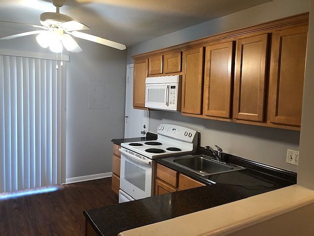 1st image of 148 Dunteman Dr APT 101