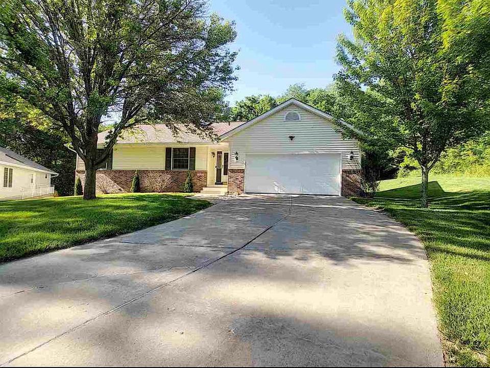1st image of 1445 98th Avenue Ct W
