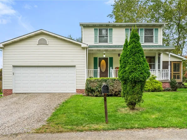 105 Jolinda Dr, Carmichaels, PA 15320