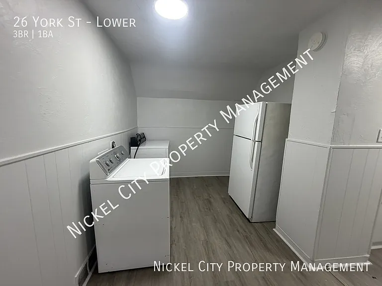 26 York St #LOWER — Photo 13