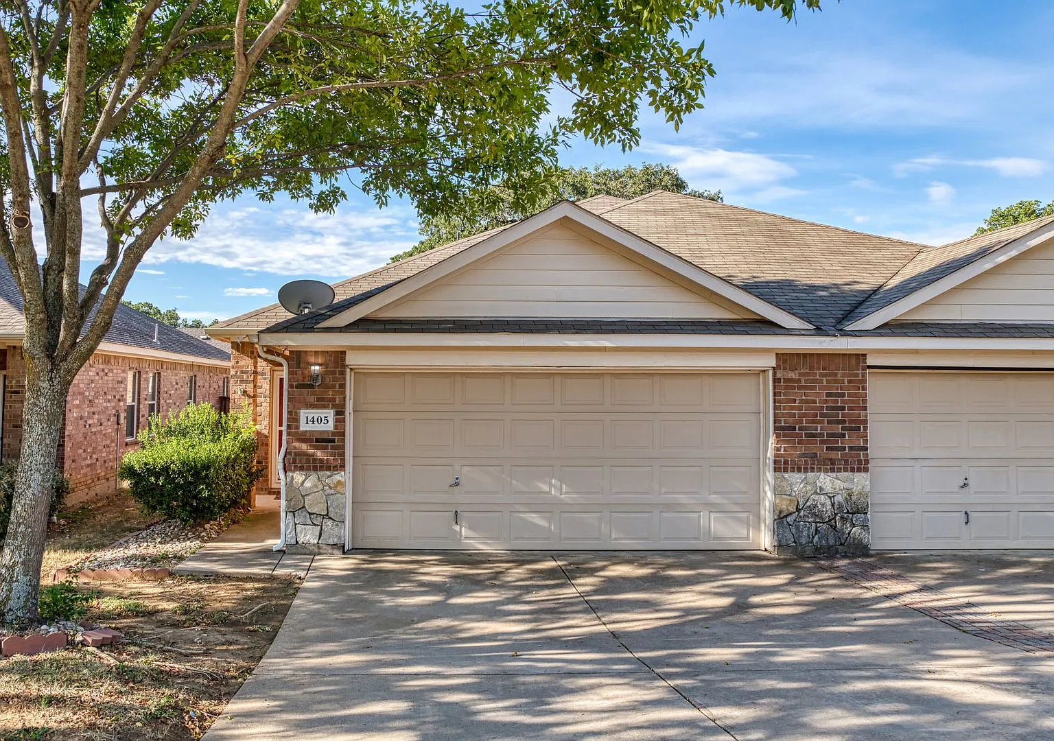 1405 Piedmont Drive — Photo 1