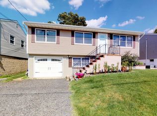 1126 Leonard Rd, Point Pleasant Beach, NJ 08742