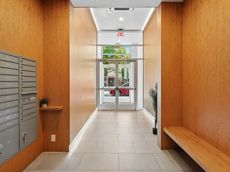 47-01 Vernon Blvd #2D — Photo 17