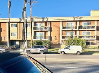 20327 Saticoy St Unit 304, Winnetka, CA 91306