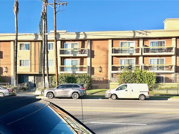 20327 Saticoy St Unit 304, Winnetka, CA 91306