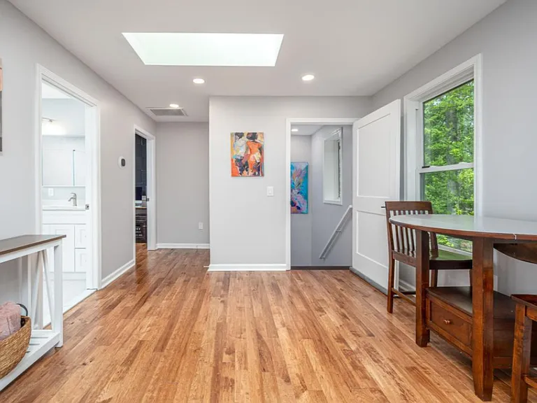 1020 Burning Tree Dr — Photo 32