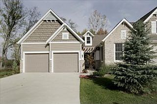 1st image of 101 Blue Heron Ct