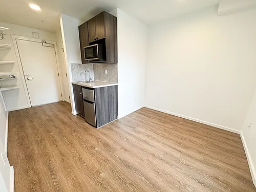 Floor plan 203