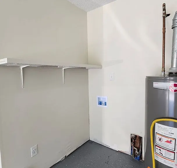 7847 Sugarland Dr — Photo 14