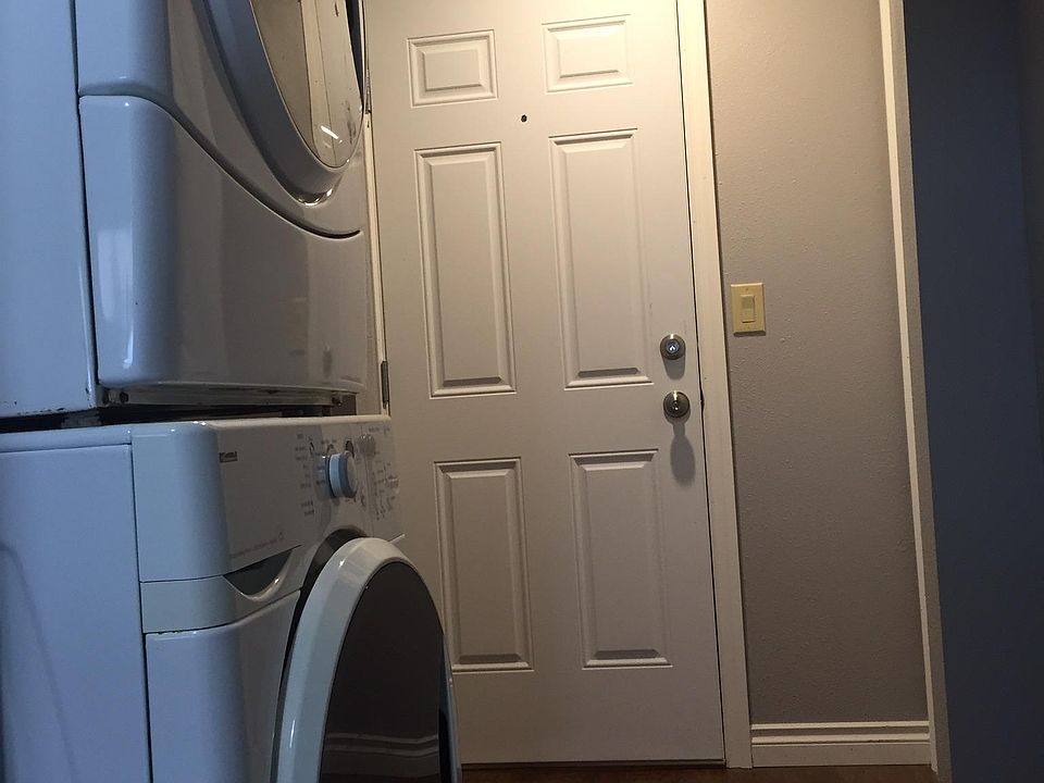 1st image of 15115 NE 9th St
