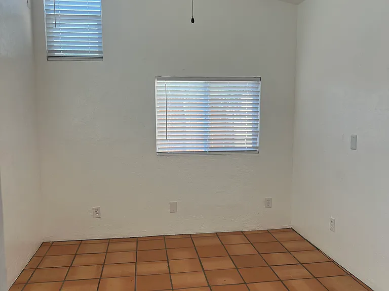4630 E Lester St — Photo 15