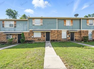 326 Candlewood Ln, Garland, TX 75041