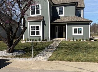 406 E Forest St, Harrisonville, MO 64701