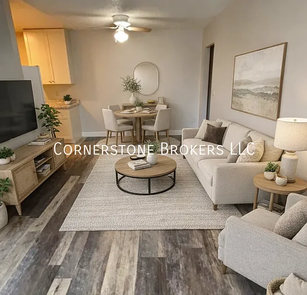 333 Custer Ave #12 — Photo 1