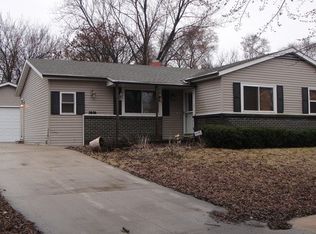 2029 Jamestown Dr, Rockford, IL 61109