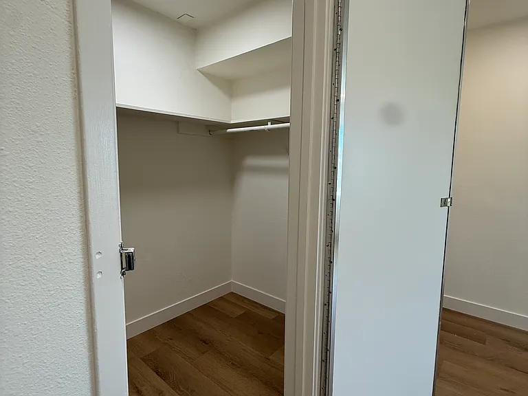 285 Tradewinds Dr #6 — Photo 12