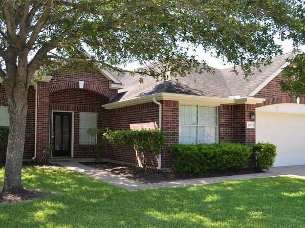 2407 Pine Shadows Dr