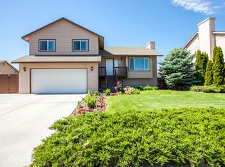 2359 Fancher Field Rd, East Wenatchee, WA 98802