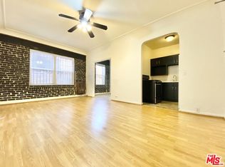 1055 Sanborn Ave #107, Los Angeles, CA 90029