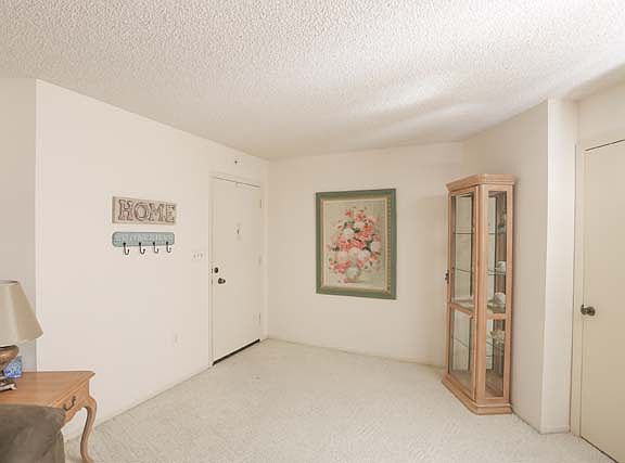 3rd image of 101 Benjamin Franklin Dr APT 64