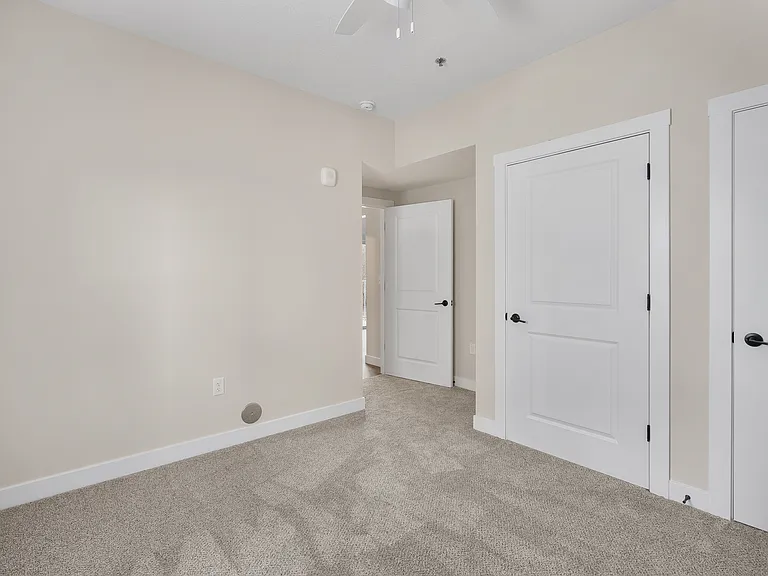 Creekview — Photo 60
