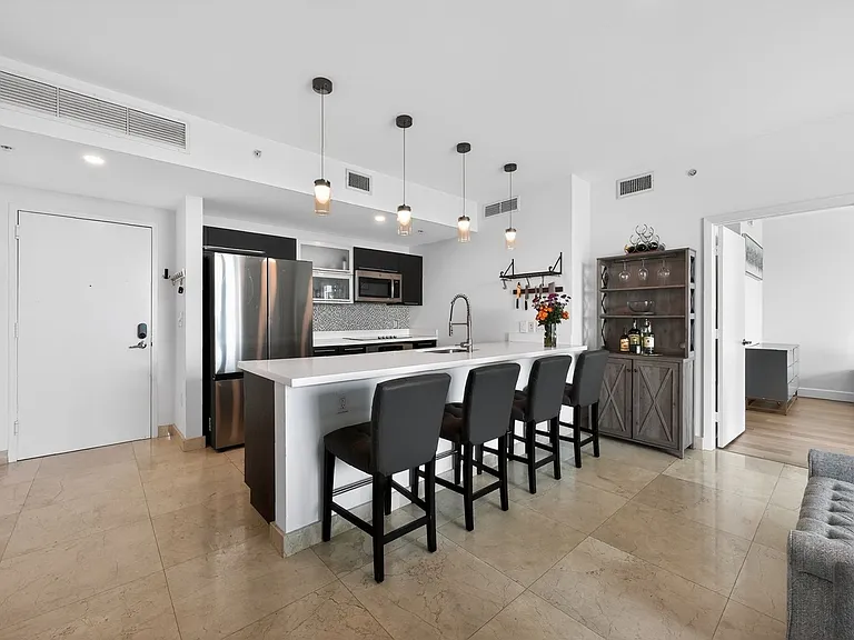 90 SW 3rd St #2709 — Photo 29