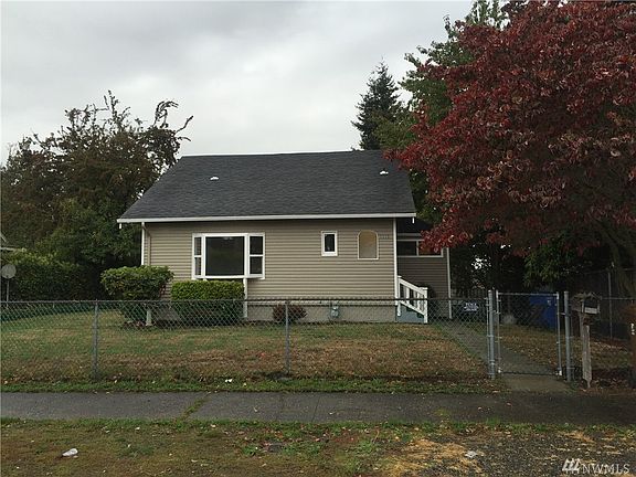 4th image of 1115 S 35th St