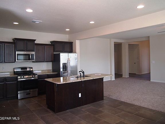 3rd image of 12768 Indian Canyon Dr
