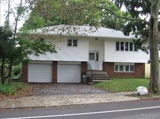 126 Wolf Hill Rd, Melville, NY 11747