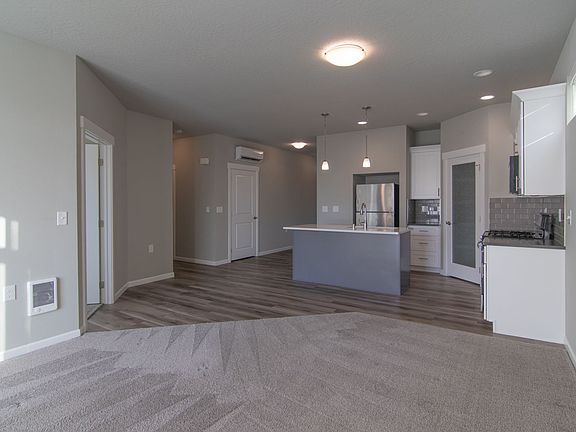 3rd image of 13621 E Olive Ln